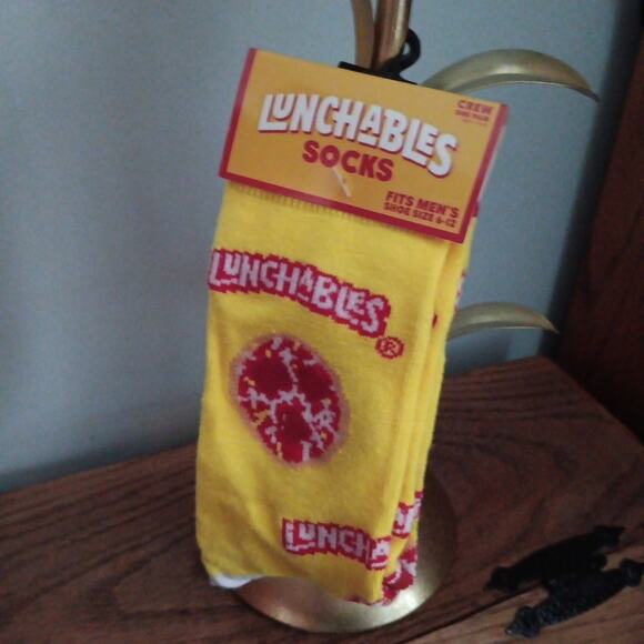 Lunchables Pizza Novelty Crew Socks Men’s Sz 6–12 Yellow Funny Food Theme Gift - Picture 1 of 3